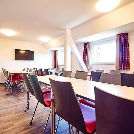 Hostal Jugendherberge Winterberg *