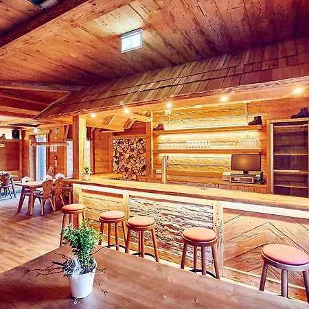 Hostal Jugendherberge Winterberg *